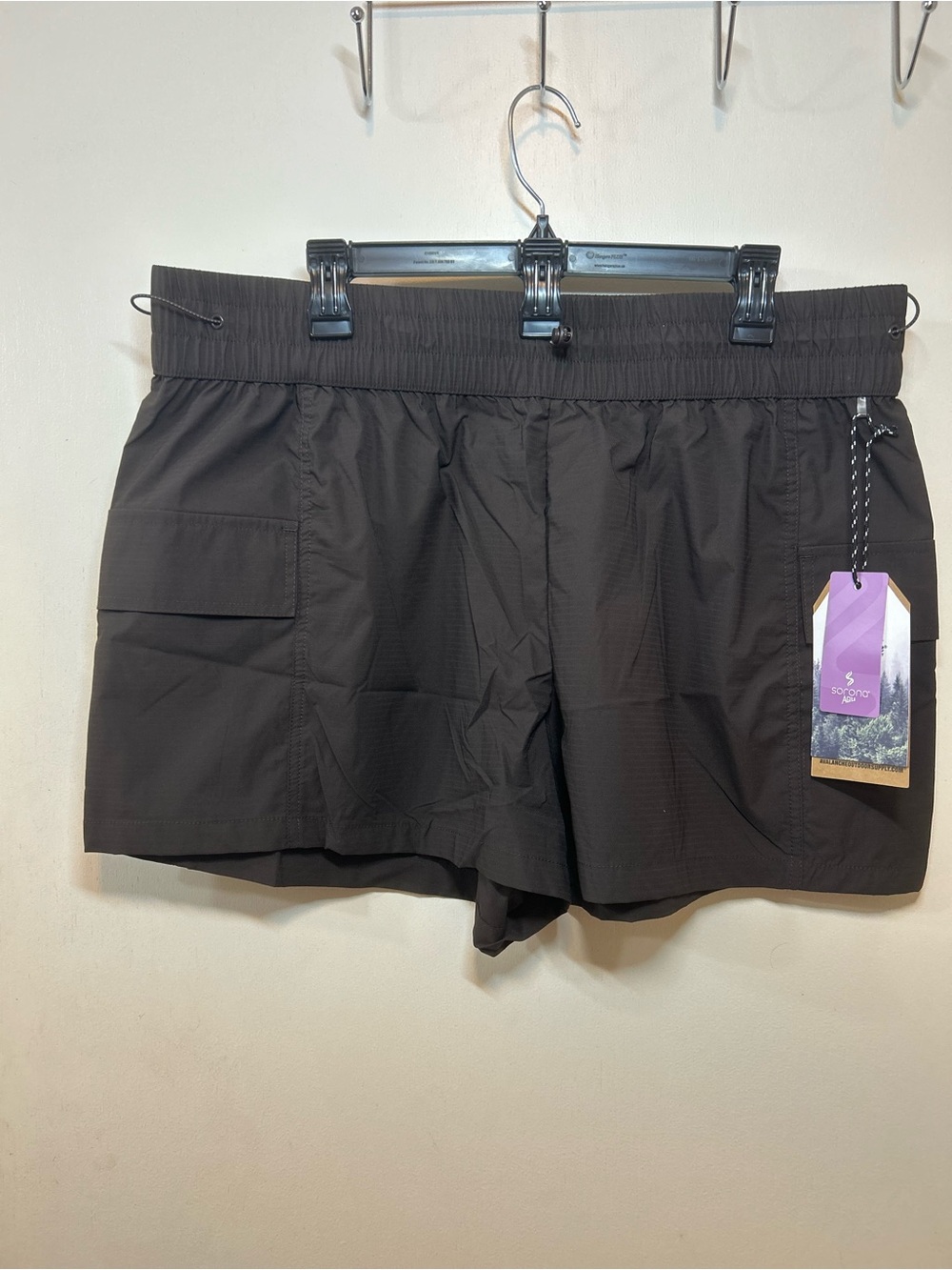 Avalanche Brown Women's Athletic Shorts with Cargo Pockets
